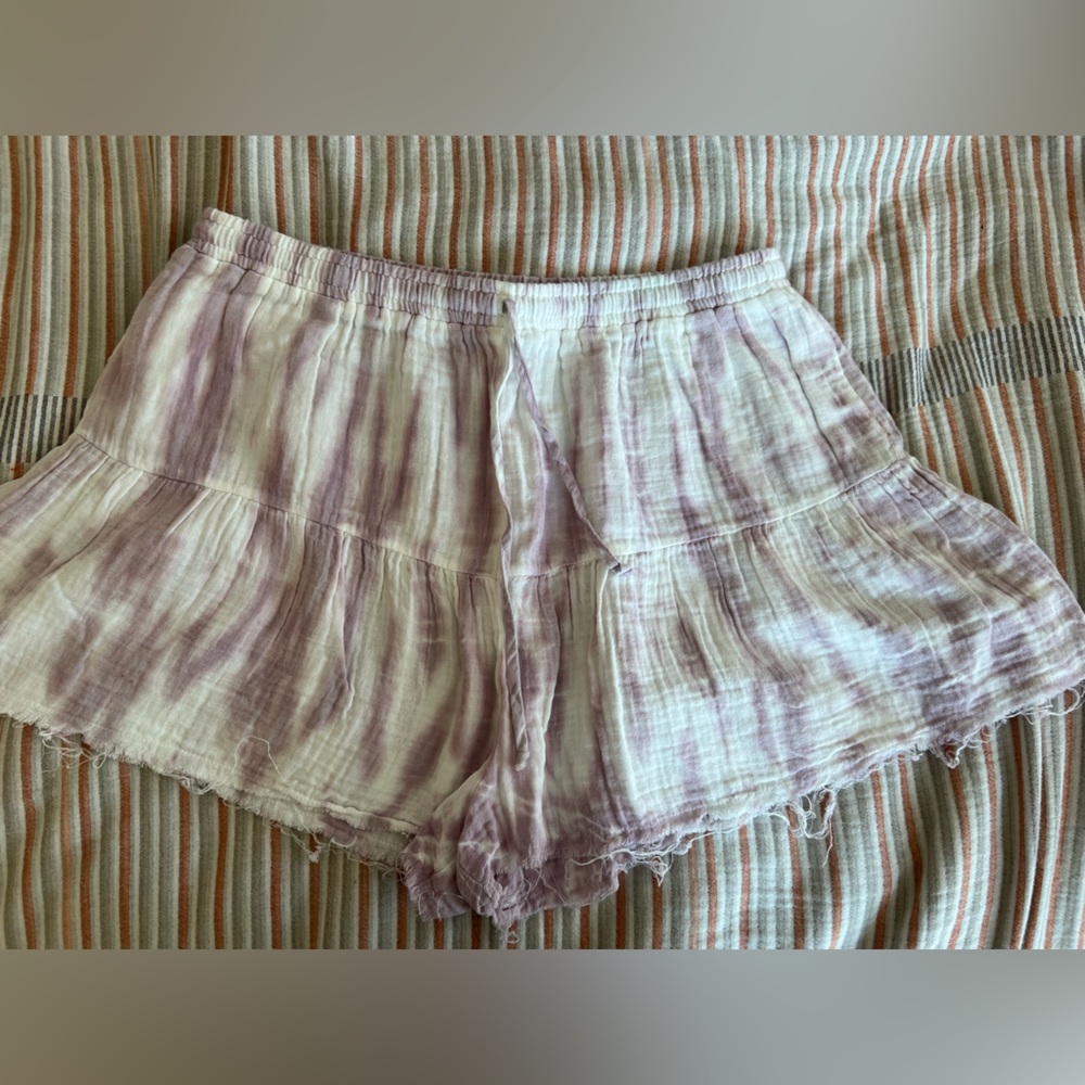 Stark shorts. Size M
